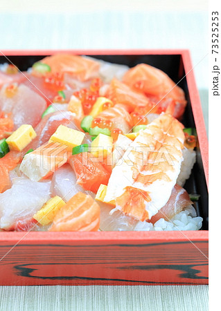 美味しい海鮮ばらちらし寿司 美味しい海鮮ばらちらし寿司 73525253