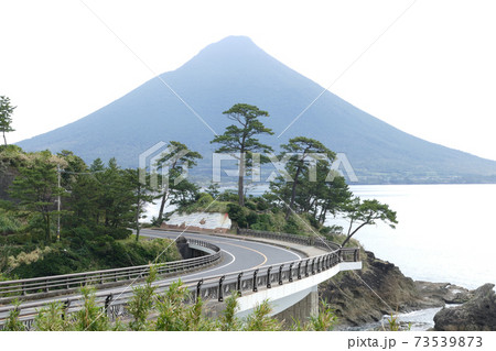 瀬平自然公園から見る開聞岳 鹿児島県 瀬平自然公園から見る開聞岳 鹿児島県 73539873