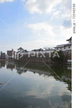 今治城の掘割（愛媛県今治市通町3丁目） 73540599