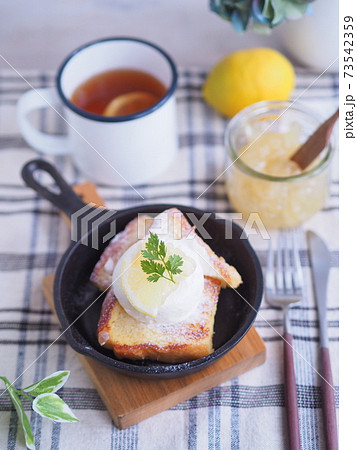 スキレットでフレンチトースト スキレットでフレンチトースト 73542359