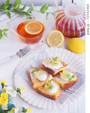 フレンチトーストでティータイム フレンチトーストでティータイム 73542464