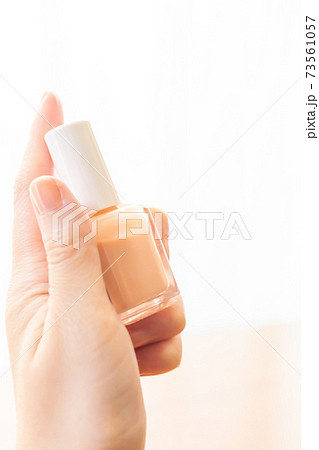 パステルカラー ベージュ オレンジのネイル マニキュア パステルカラー ベージュ オレンジのネイル マニキュア 73561057