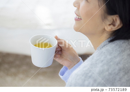 パジャマ　ティータイム　朝 73572189