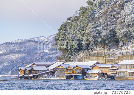 京都　伊根湾風景（冬）　　 73576729