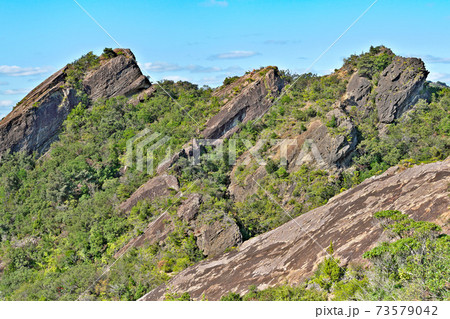 【ひき岩群 山頂からの眺望】 (高解像度版) 和歌山県田辺市稲成町 73579042