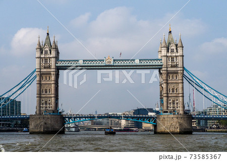 Iconic Tower Bridge connecting Londong with Southwark on the Thames River Iconic Tower Bridge connecting Londong with Southwark on the Thames River 73585367