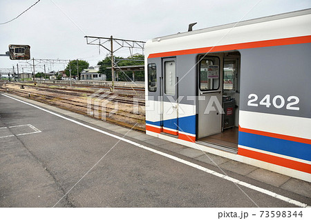 関東鉄道・常総線 下館駅　普通列車 キハ2400形 （ 茨城県 筑西市 ） 73598344