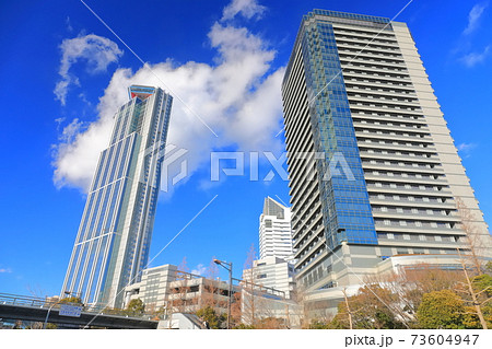 大阪府 大阪府咲洲庁舎とハイアット リージェンシー 大阪の写真素材