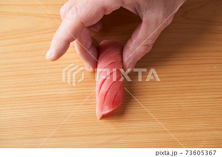 握り鮨 鮪中トロ 握り鮨 鮪中トロ 73605367