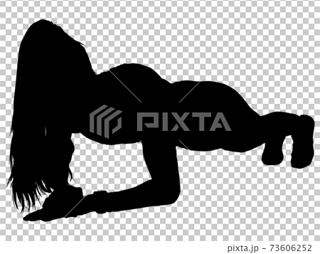 腕立てをしてこちらを向く女性シルエット 73606252