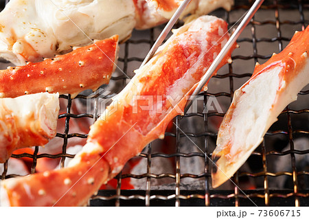 タラバガニの炭火焼 タラバガニの炭火焼 73606715