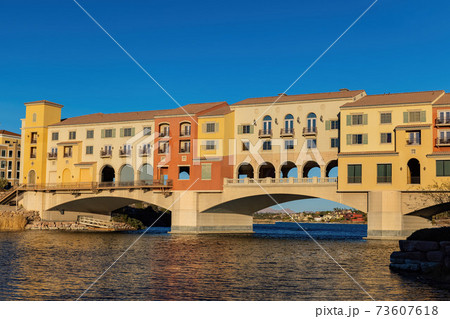 Afternoon view of the beautiful scenery around Lake Las Vegas Afternoon view of the beautiful scenery around Lake Las Vegas 73607618