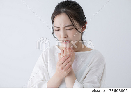 手荒れイメージ　(特殊メイク)  73608865