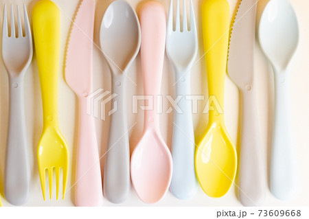 Children's equipment to prepare the tableware Children's equipment to prepare the tableware 73609668