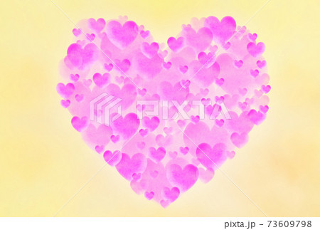 ハートイメージ素材 大中小の桃色水彩ハートで形作られたハート 横 背景はオレンジ 他色有り ハートイメージ素材 大中小の桃色水彩ハートで形作られたハート 横 背景はオレンジ 他色有り 73609798