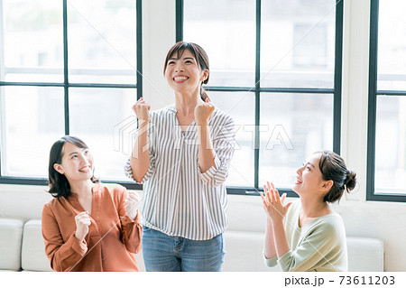 奮起するアラサー女子 奮起するアラサー女子 73611203
