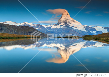 Magical sunrise with Matterhorn peak and Stellisee lake,Valais,Switzerland 73612792
