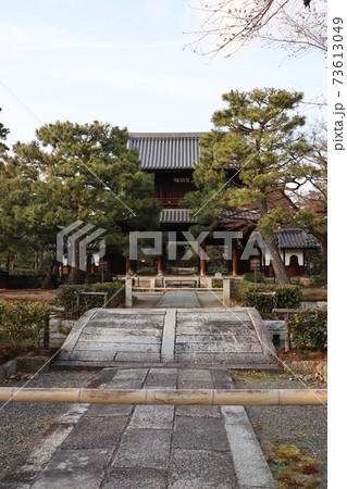 建仁寺三門 73613049