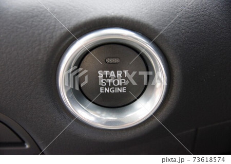 車内　プッシュスタートボタン 73618574