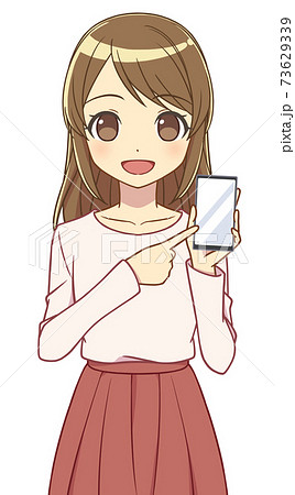 スマホの画面を指差す女性 スマホの画面を指差す女性 73629339