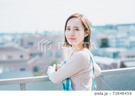 ベランダの主婦 ベランダの主婦 73646459