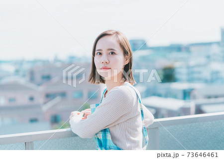 ベランダの主婦 ベランダの主婦 73646461