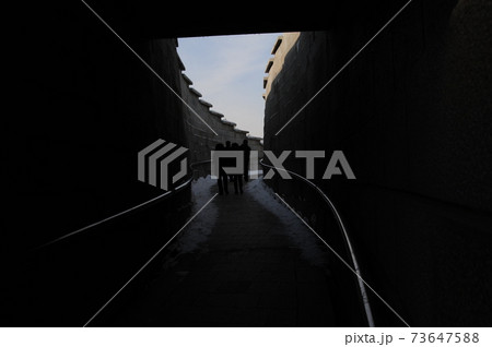 冬 石垣 古建築 73647588