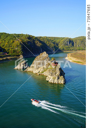 岩 石 グー 73647685