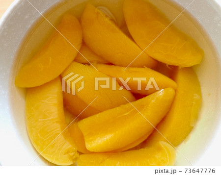 桃 食べ物 フード 73647776
