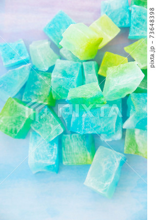 青い琥珀糖 73648398