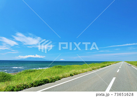 北海道 夏の青空とオロロンライン 北海道 夏の青空とオロロンライン 73651628