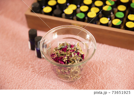 よもぎ蒸し 73651925