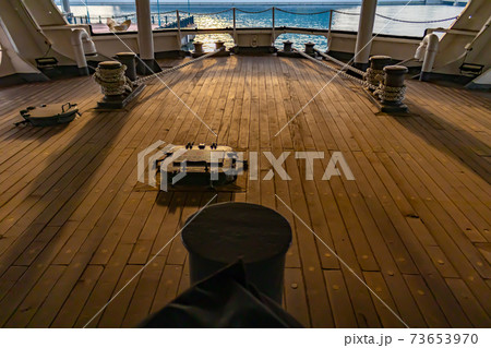 初代南極観測船宗谷後部デッキ 73653970