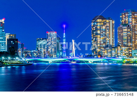 隅田川の夜景(勝どき橋から佃大橋方向) 隅田川の夜景(勝どき橋から佃大橋方向) 73665548