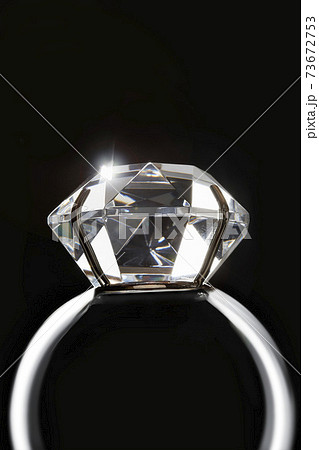 Engagement Ring 73672753