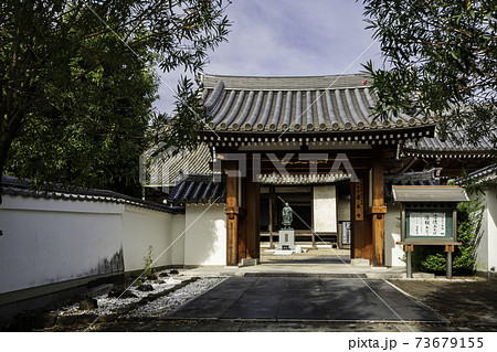 蓮長寺 山門 奈良県奈良市 蓮長寺 山門 奈良県奈良市 73679155