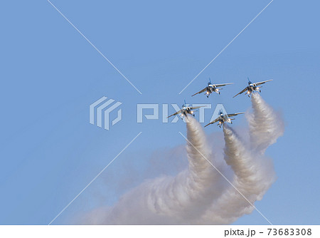 ブルーインパルス 航空自衛隊 戦闘機 飛行機 入間基地 ブルーインパルス 航空自衛隊 戦闘機 飛行機 入間基地 73683308