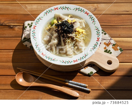 箸 スープ 栄養 73684525