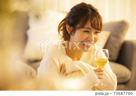 オンライン飲み会　ビデオ通話 73687700