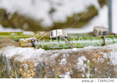 雪の英彦山豊前坊展望台登山口（高住神社参道） 73691240