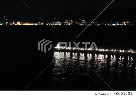 下関グランドホテルから見る夜景　下関・唐戸港 73691502