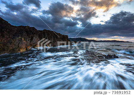 対馬の風景 73691952