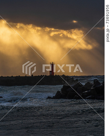 対馬の風景 73691956