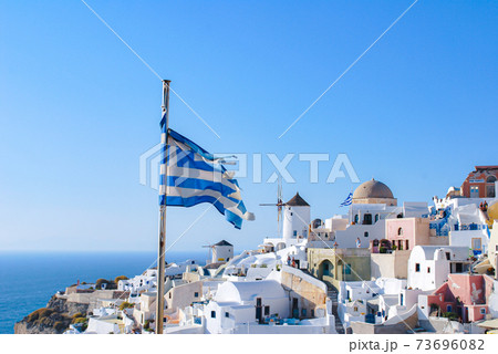 【ギリシャ】サントリーニ島イアの街並み 【ギリシャ】サントリーニ島イアの街並み 73696082