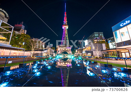 愛知県》名古屋テレビ塔・久屋大通公園の夜景の写真素材 [73700626