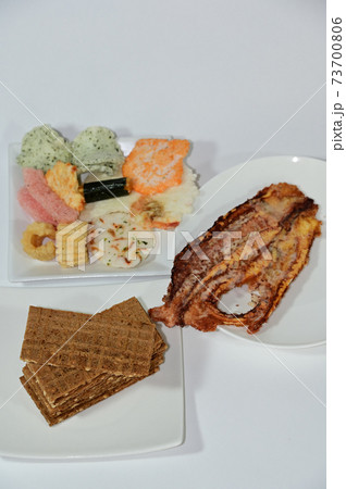 格子煎餅と海鮮煎餅 格子煎餅と海鮮煎餅 73700806