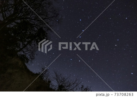 冬の北の星空　北斗七星 73708263