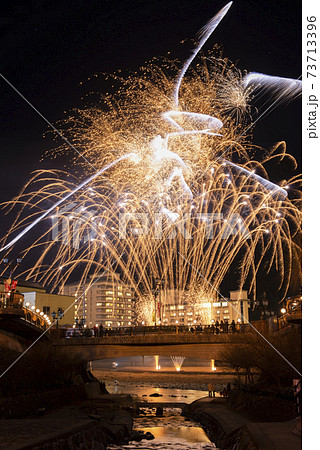 【岐阜県】下呂温泉の花火 73713396