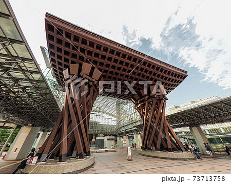 金沢駅 鼓門 金沢駅 鼓門 73713758