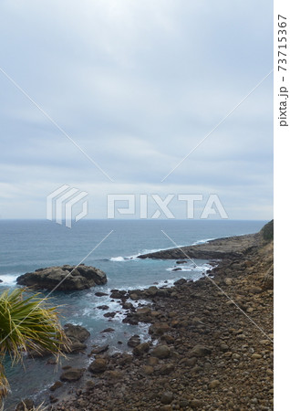 鵜戸神宮から眺めた日向灘（宮崎県日南市大字宮浦3232） 73715367